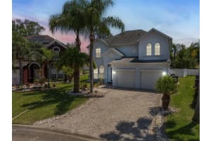 2560 SAND HILL POINT CIRCLE, DAVENPORT, FL 33837 Sold 04/22/25