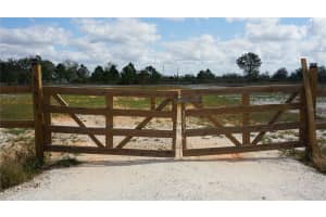 551 DICKEY ROAD, AVON PARK, FL 33825 - MLS#MFRO6286737
