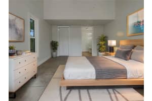 4200 COCOANUT AVENUE, SARASOTA, FL 34234 Sold 04/15/25