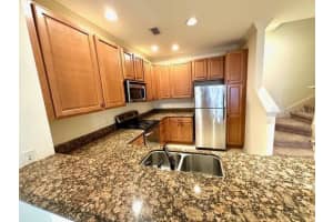 2822 BELLA VISTA DRIVE, DAVENPORT, FL 33897 Sold 08/04/25