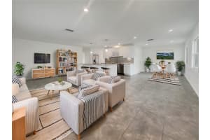 507 CHEVY CHASE DRIVE, SARASOTA, FL 34243 Sold 04/07/25