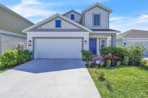 659 Daring Dr, DAVENPORT