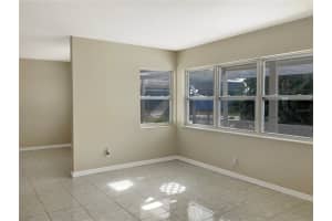 301 FRANCIS DRIVE, APOLLO BEACH, FL 33572 Sold 07/01/25