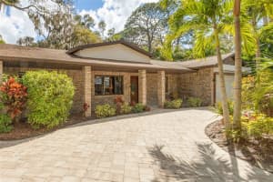 570 ACACIA AVENUE, MELBOURNE, FL 32904 Sold 05/28/25
