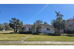 515 Snell Isle Blvd Ne, ST PETERSBURG