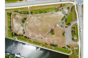 10020 ANTRIM STREET, PORT CHARLOTTE, FL 33981 Sold 08/13/25