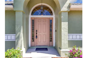 2253 LAKE POINTE CIRCLE, LEESBURG, FL 34748 - MLS#MFRO6287450