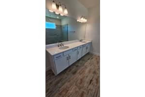 1067 SIGNET, APOLLO BEACH, FL 33572 - MLS#MFRO6287452