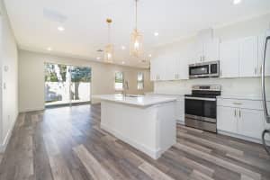248 ROBIN ROAD, ALTAMONTE SPRINGS, FL 32701 Sold 04/17/25