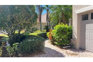 8854 OAK LANDINGS COURT, ORLANDO, FL 32836 - MLS#MFRO6287555