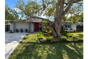 2446 TULIP STREET, SARASOTA, FL 34239 Sold 04/14/25