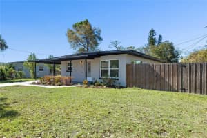 212 OAKLAND AVENUE, SANFORD, FL 32773 Sold 04/30/25