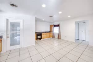 955 TOMES COURT, ORLANDO, FL 32825 Sold 03/21/25