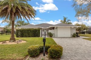 6 Cardwell Ct, PALM COAST