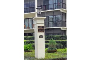 100 INTERLACHEN AVENUE, WINTER PARK, FL 32789 Sold 03/26/25