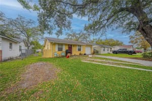 818 ALABAMA AVENUE, ST CLOUD, FL 34769 Sold 09/16/25