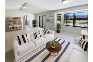 7281 JASBOW JUNCTION, WEEKI WACHEE, FL 34613 Sold 04/30/25