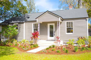 1855 CLOVERLAWN AVENUE, ORLANDO, FL 32806 Sold 04/11/25