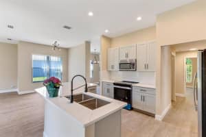 9 SAINT ANDREWS COURT, PALM COAST, FL 32137 - MLS#MFRO6288033