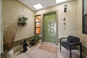 2696 ORANGE PEEL COURT, ORLANDO, FL 32806 - MLS#MFRO6288084