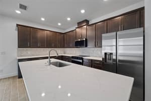 8013 COLBY CIRCLE, ORLANDO, FL 32817 - MLS#MFRO6288089