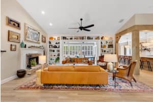 8244 OAKLAND PLACE, ORLANDO, FL 32819 Sold 04/25/25