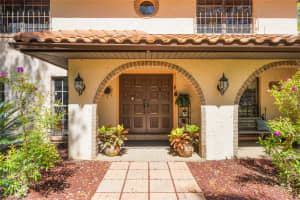 275 CLEARVIEW ROAD, CHULUOTA, FL 32766 Sold 05/01/25