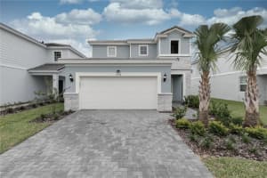 7376 Oakmoss Loop, DAVENPORT
