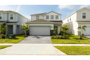 3428 Lilac Way, DAVENPORT