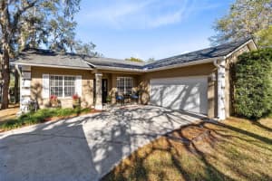 2940 MOORE DRIVE, OVIEDO, FL 32765 Sold 04/29/25