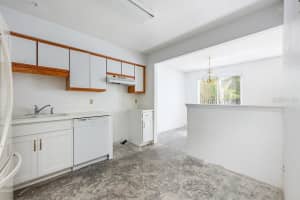 5274 TUNBRIDGE WELLS LANE, ORLANDO, FL 32812 Sold 04/15/25