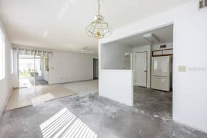 5274 TUNBRIDGE WELLS LANE, ORLANDO, FL 32812 Sold 04/15/25
