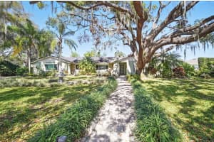 703 Valencia Shores Dr, WINTER GARDEN