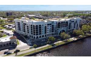 225 W Seminole Blvd #213, SANFORD