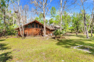 220 WEKIVA PARK DRIVE, SANFORD, FL 32771 Sold 05/19/25