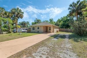 1101 THOMPSON AVENUE, DELAND, FL 32720 Sold 09/02/25