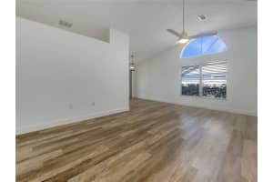 3527 65TH AVENUE CIRCLE, SARASOTA, FL 34243 Sold 12/04/25