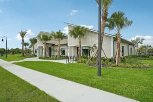 2073 ROCK MAPLE BEND, KISSIMMEE, FL 34746 Sold 09/30/25