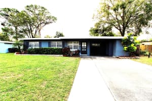 904 CRESTWOOD LANE, ALTAMONTE SPRINGS, FL 32701 Sold 05/05/25