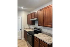 717 SQUIRES GROVE DR, WINTER HAVEN, FL 33880 Sold 05/30/25