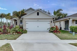 2271 Delhi Pl, SANFORD