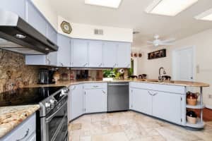 1532 LAKE SHORE DRIVE, ORLANDO, FL 32803 Sold 05/28/25