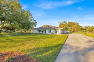 141 GREENFIELD ROAD, WINTER HAVEN, FL 33884 Sold 07/25/25