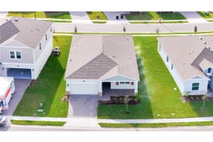 4032 Redbridge Loop, DAVENPORT