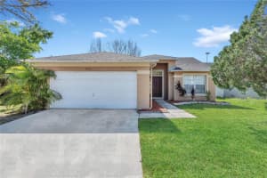 2421 HYBRID DRIVE, KISSIMMEE, FL 34758 Sold 05/29/25
