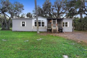 3863 E STATE ROAD 46, GENEVA, FL 32732 Sold 06/08/25