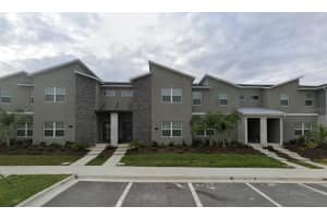 992 Leader St, DAVENPORT