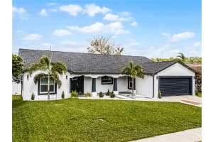 645 RIVERWOODS CIRCLE, ORLANDO, FL 32825 Sold 04/25/25