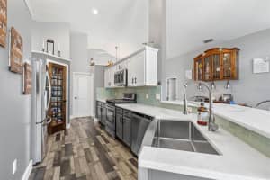 124 WINDSOR CRESENT STREET, WINTER SPRINGS, FL 32708 Sold 06/03/25
