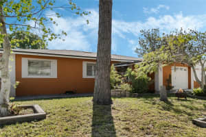 2357 TOWN AND COUNTRY DRIVE, KISSIMMEE, FL 34744 Sold 04/30/25